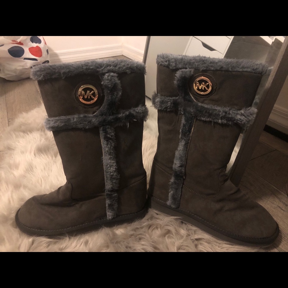 Michael Kors winter fashion boots